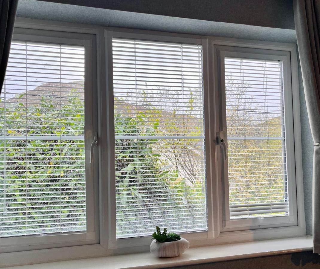 Woodbriar Lägenhet Penmaen-mawr Exteriör bild